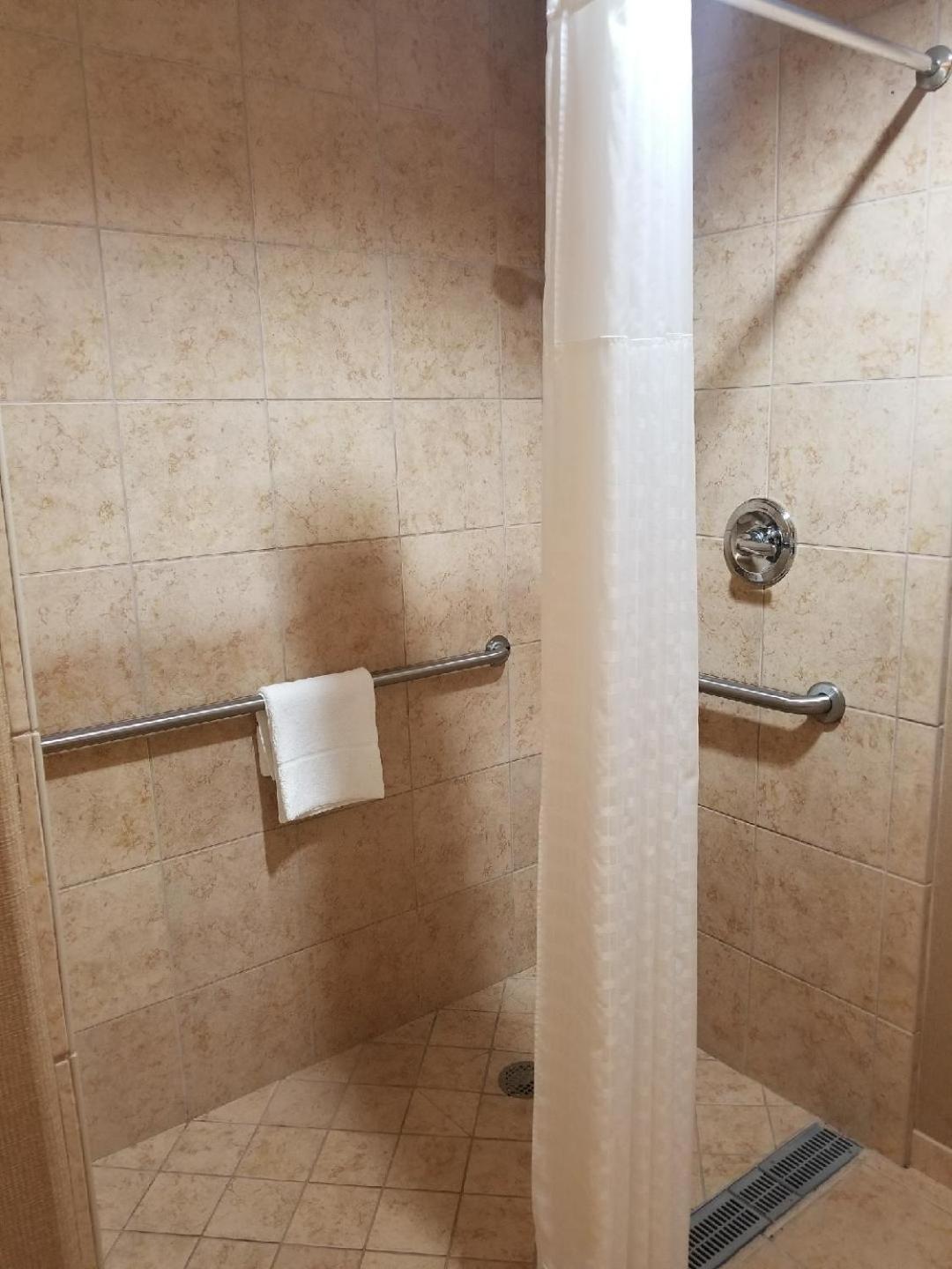 Comfort Suites Palestine Kültér fotó