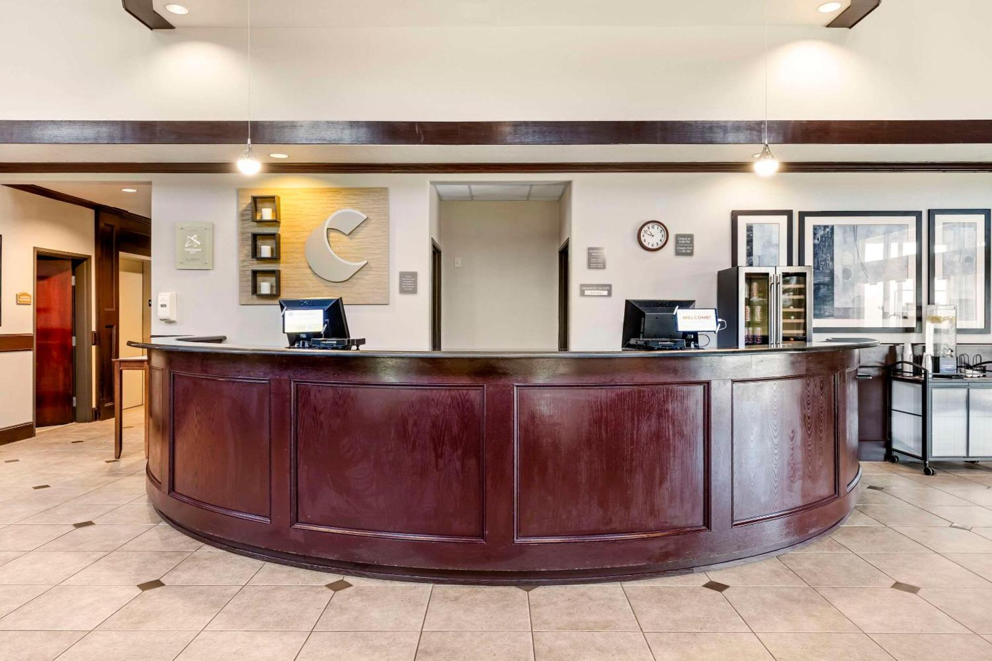 Comfort Suites Palestine Kültér fotó