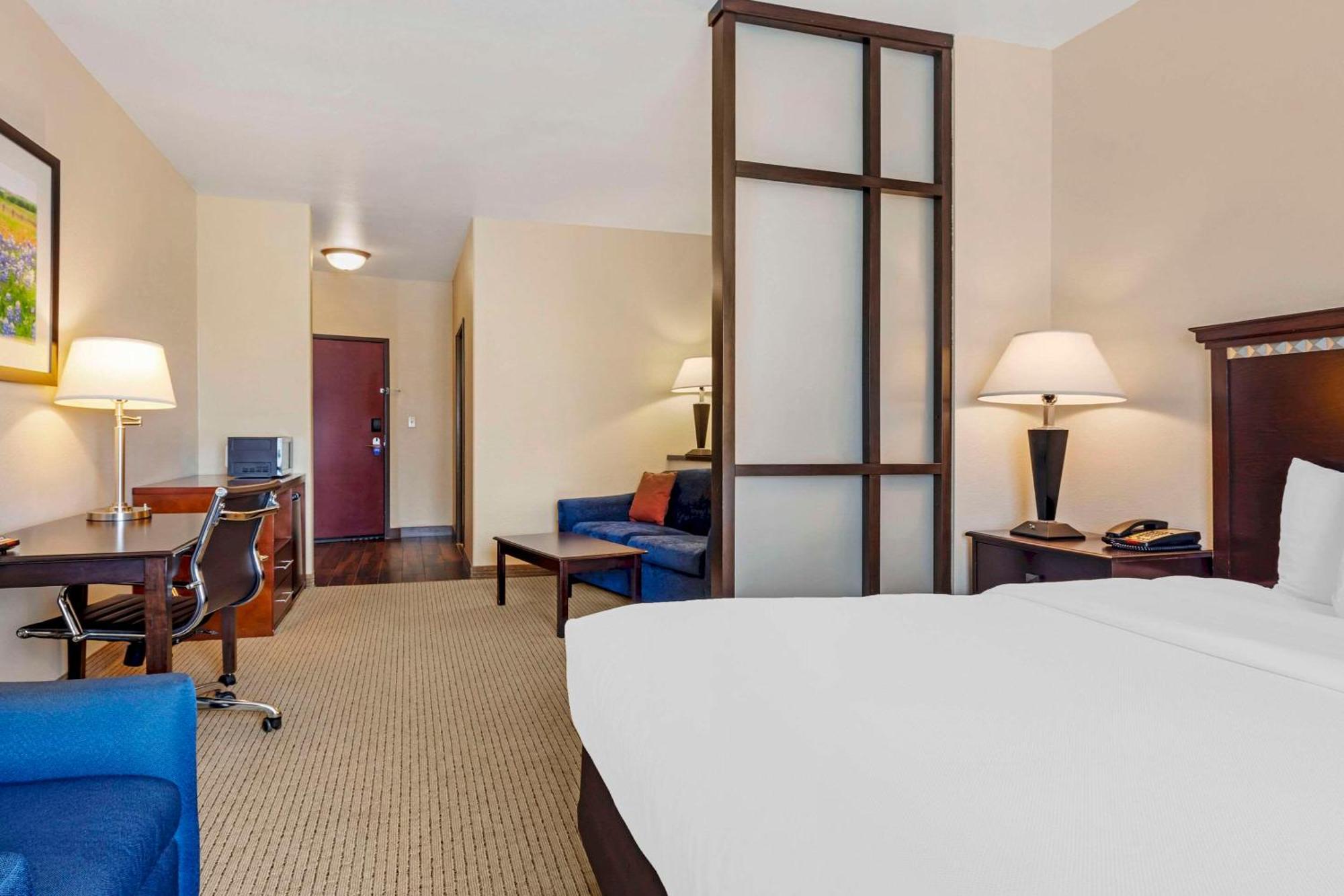 Comfort Suites Palestine Kültér fotó